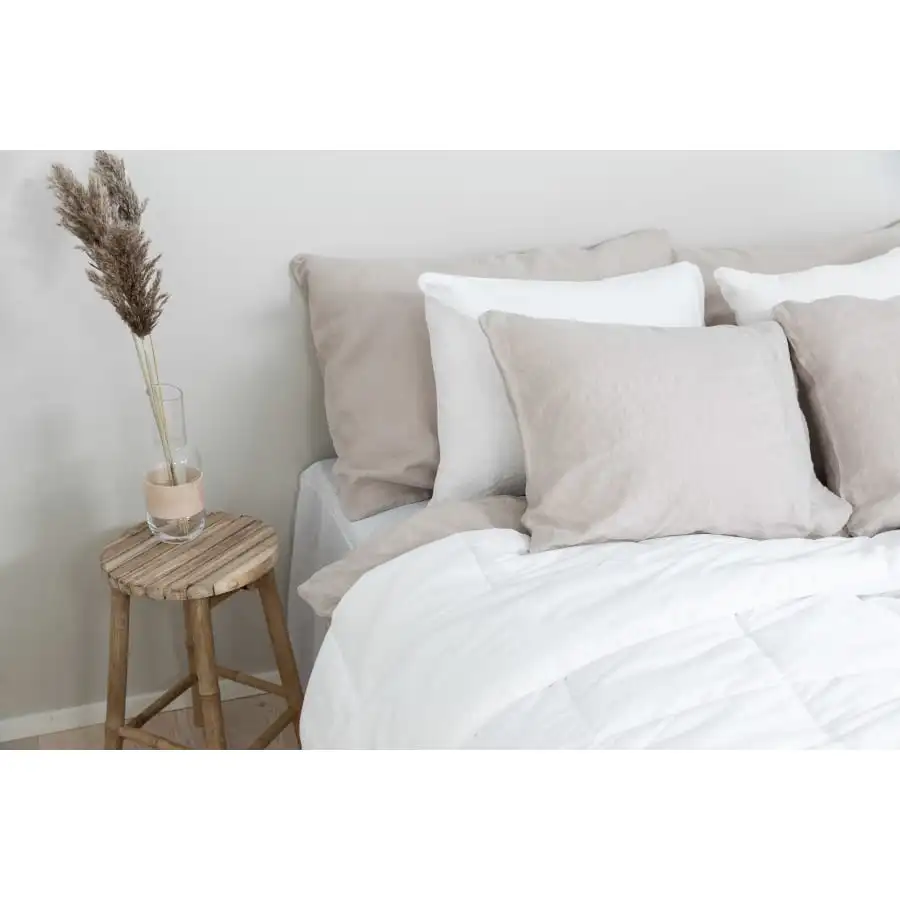 Aina Pellavatyynyliina 5 Aina Pellavatyynyliina - Image 3